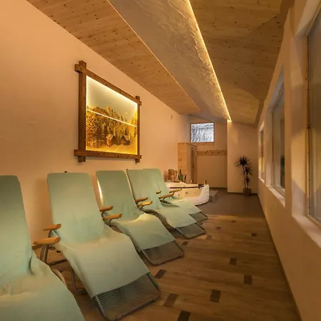 Schoenau Bio & Spa Family Apartments Ortisei Esterno foto